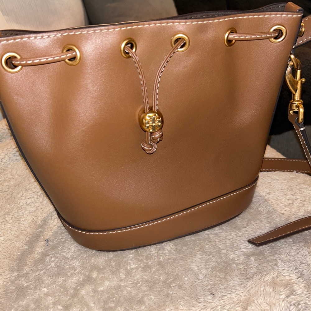 Tory Burch T Monogram Bucket Bag - Picture 12 of 16